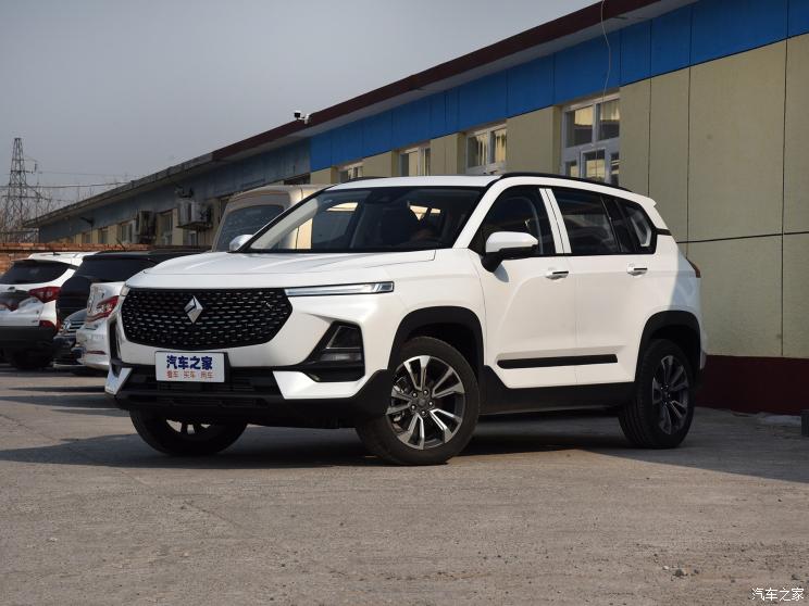 上汽通用五菱 宝骏RS-5 2019款 1.5T 超级互联手动版